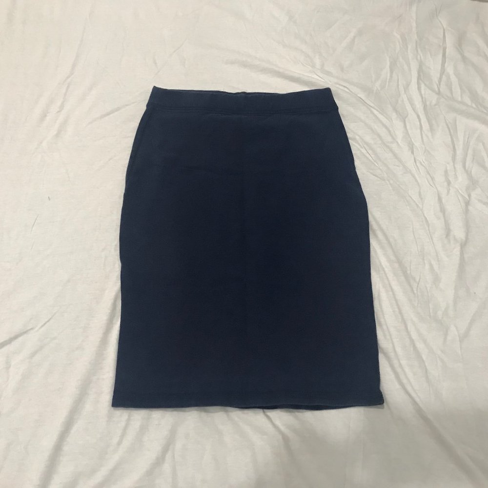 Curve-Hugging Blue Pencil Skirt